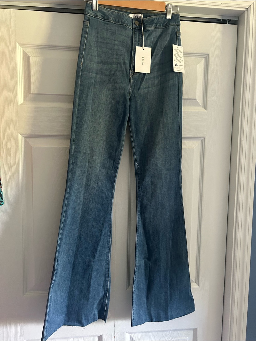 Cello Women's Blue Wide-Leg Flare Jeans